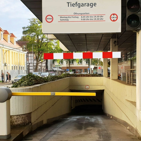 TRAFFIC-LINE Height Restriction Bar | High-Visibility Overhead Warning System