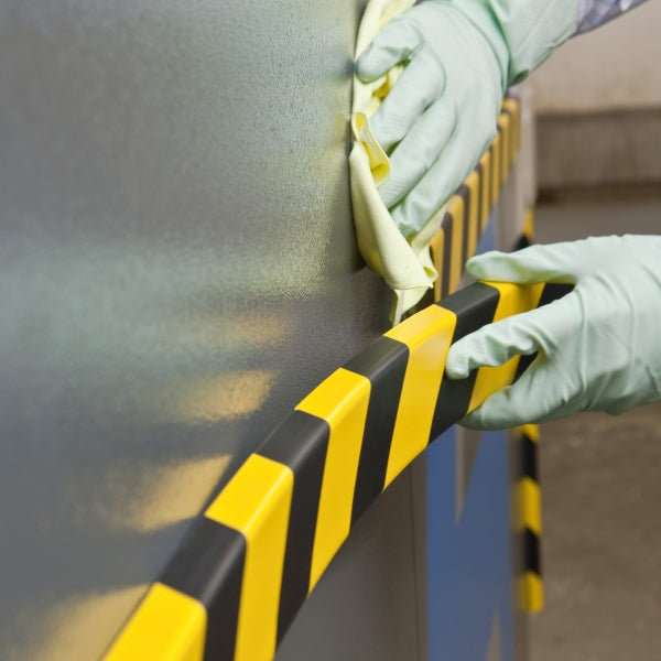 TRAFFIC-LINE Edge Protection - SEMI-CIRCULAR 40/40 - Magnetic - 1,000mm Long - Yellow/Black