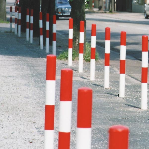 Traffic-Line Barrier Post - 76mm - IndustraCare