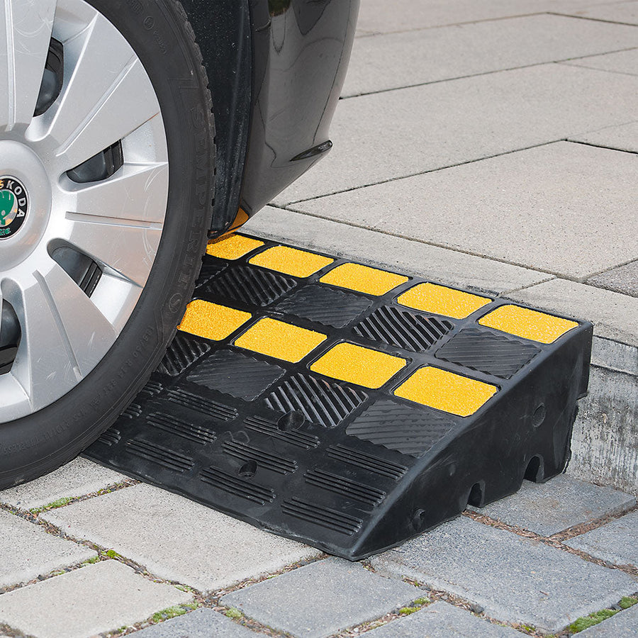 Traffic-Line Heavy Duty Kerb Ramp - IndustraCare